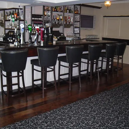 Hotel The Horse And Hound 3*