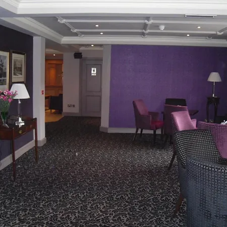 The Horse And Hound Ballynabola