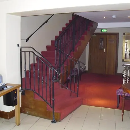 The Horse And Hound Hotel