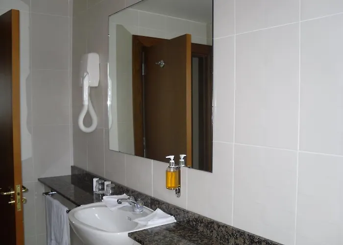 Hotel The Horse And Hound 3*